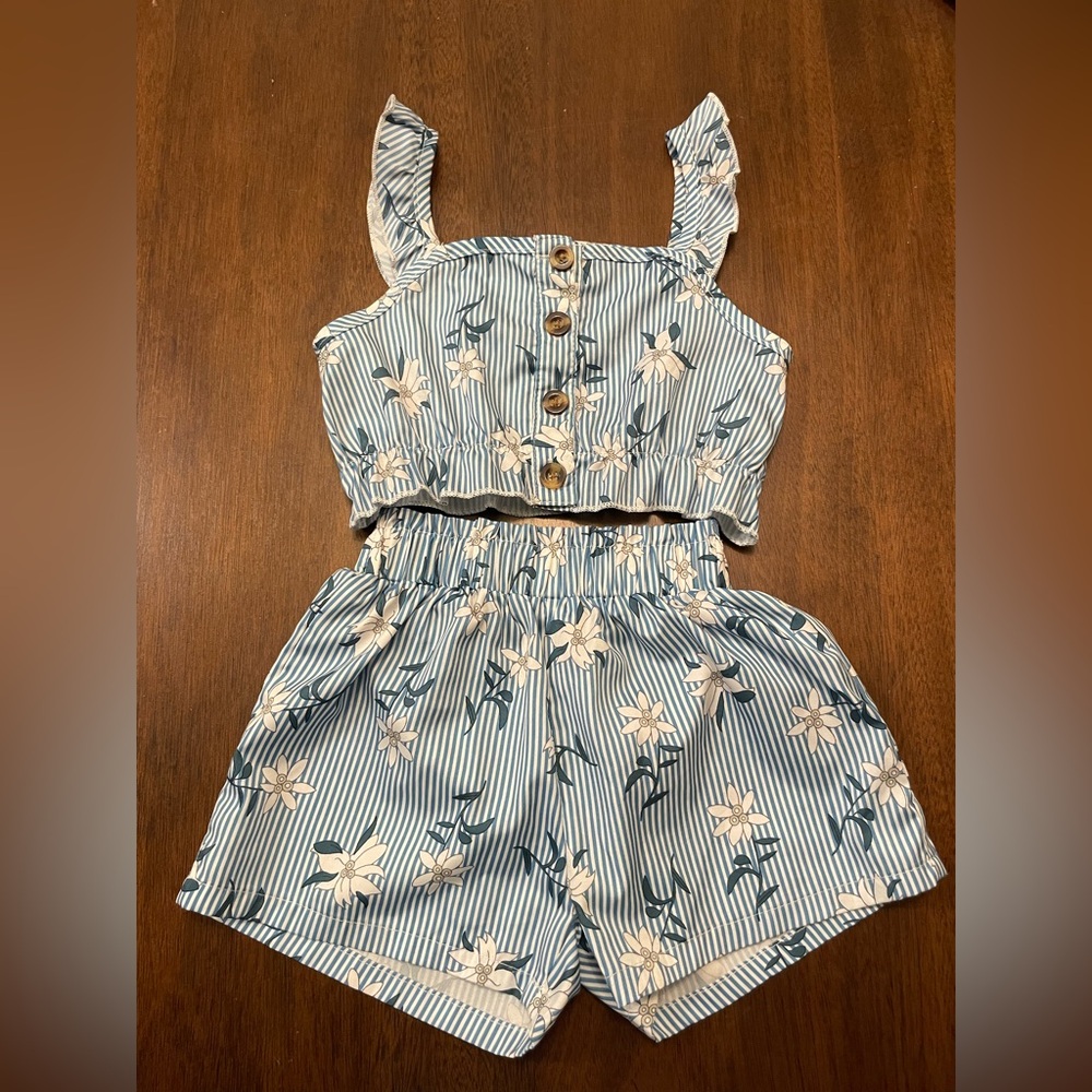 Young Girl Striped & Floral Print Ruffle Trim Top & Paperbag Waist Shorts Set
